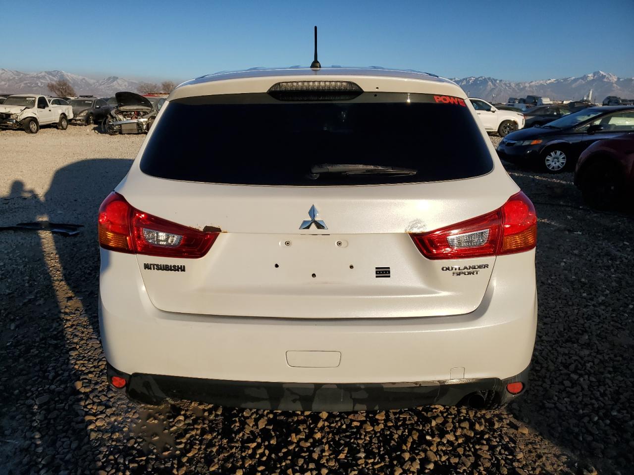 2015 Mitsubishi Outlander - Image 6