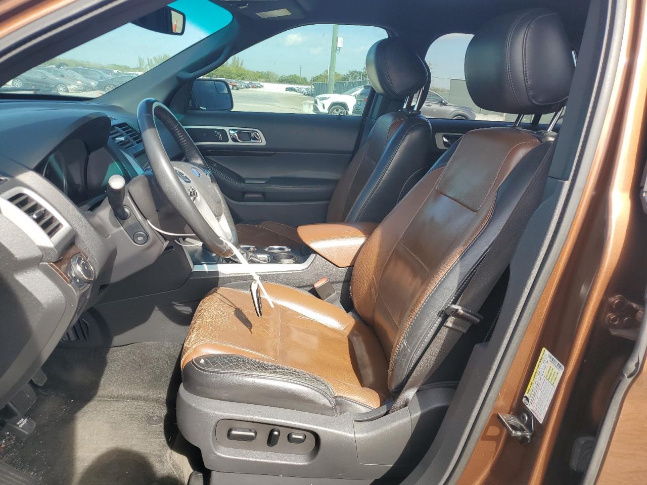 2011 Ford Explorer - Image 7