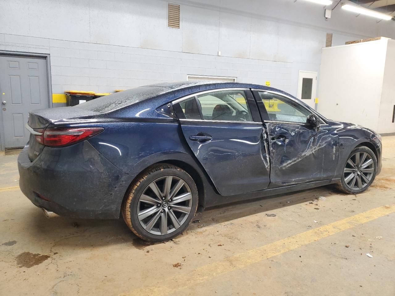 2018 Mazda 6 - Image 3