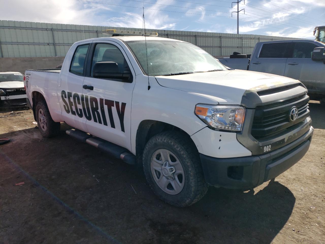 2014 Toyota Tundra - Image 4