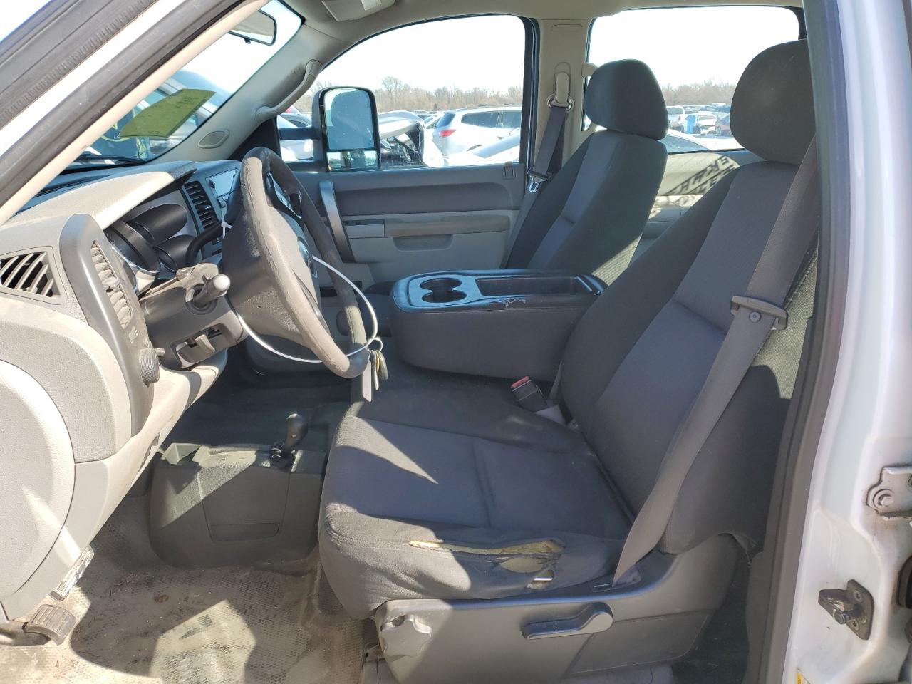 2011 GMC Sierra - Image 7