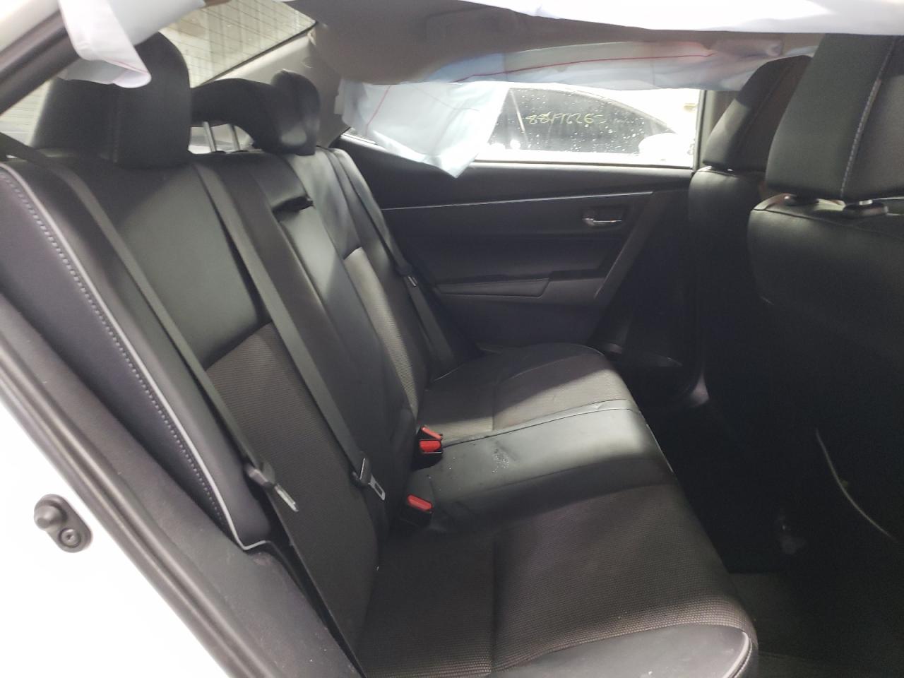 2015 Toyota Corolla - Image 10