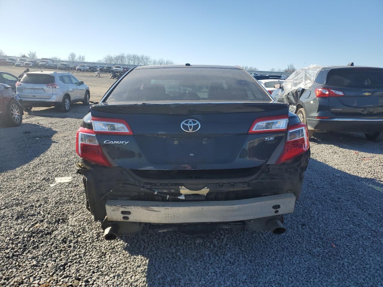 2014 Toyota Camry - Image 6