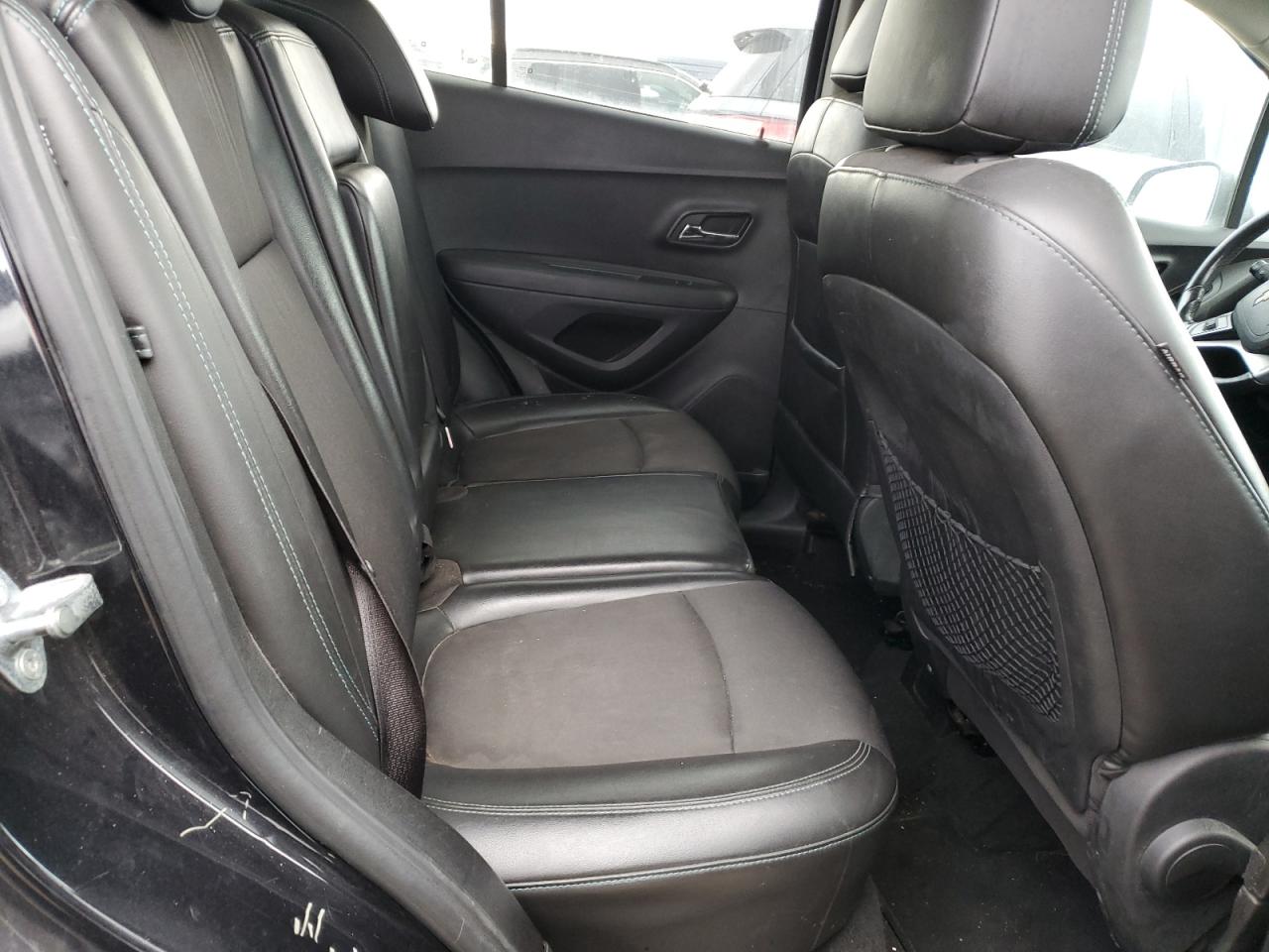 2015 Chevrolet Trax - Image 11