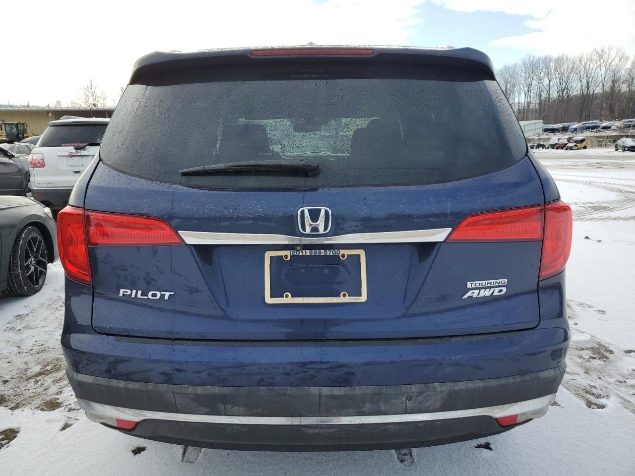 2016 Honda Pilot - Image 6