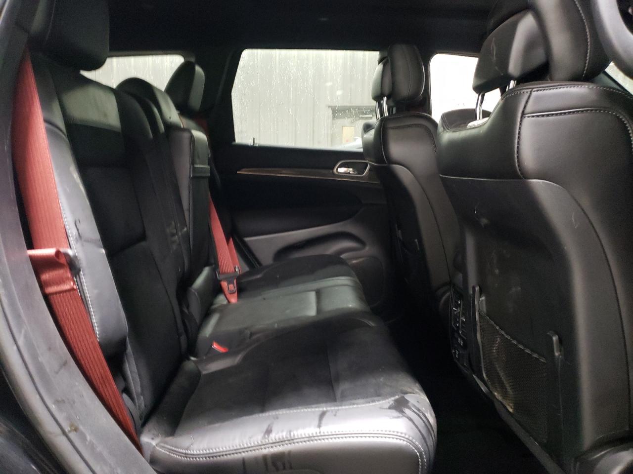 2018 Jeep Grand Cherokee - Image 10