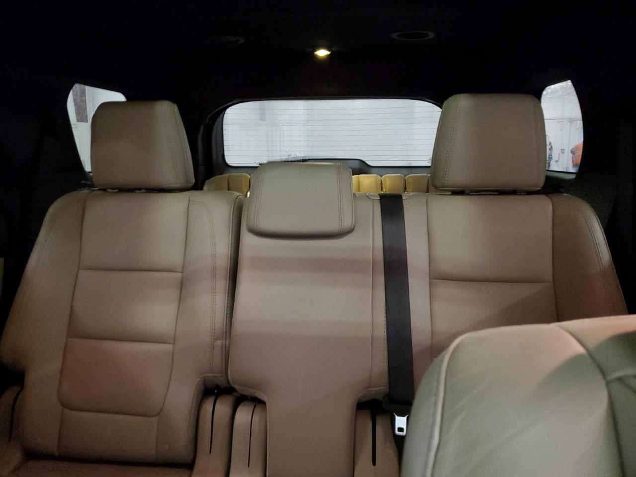 2014 Ford Explorer - Image 10