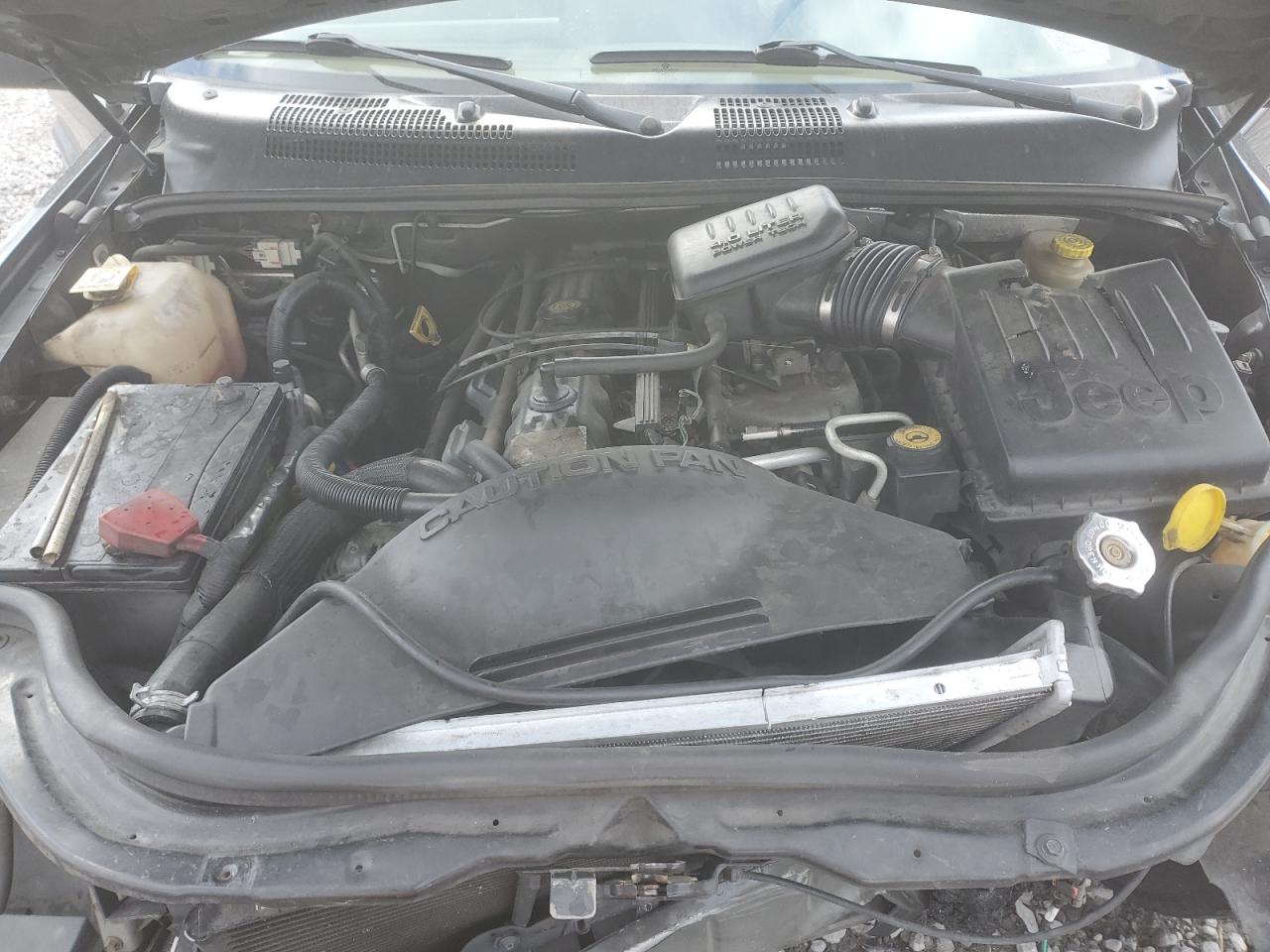 2004 Jeep Grand Cherokee - Image 13