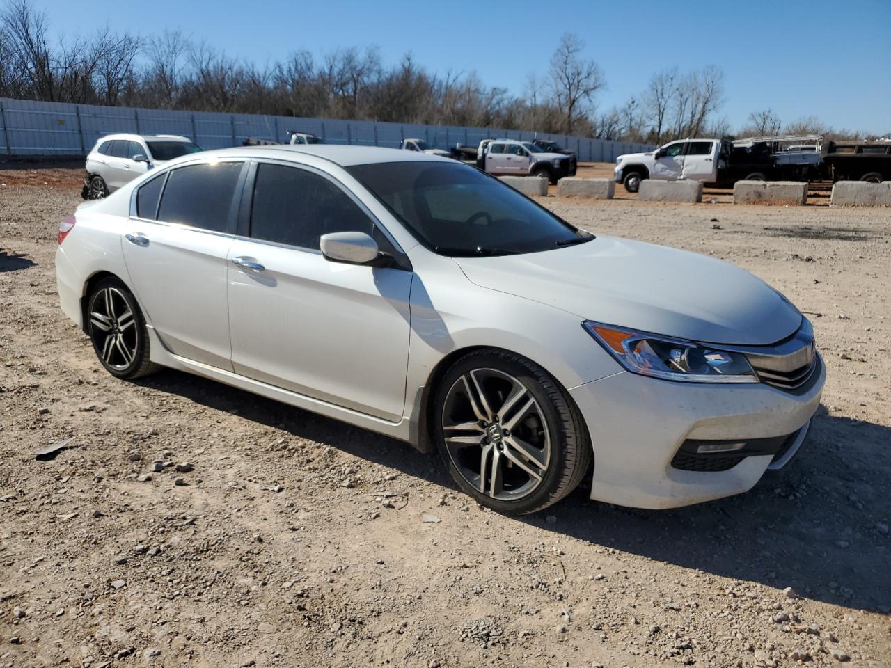 2017 Honda Accord - Image 4