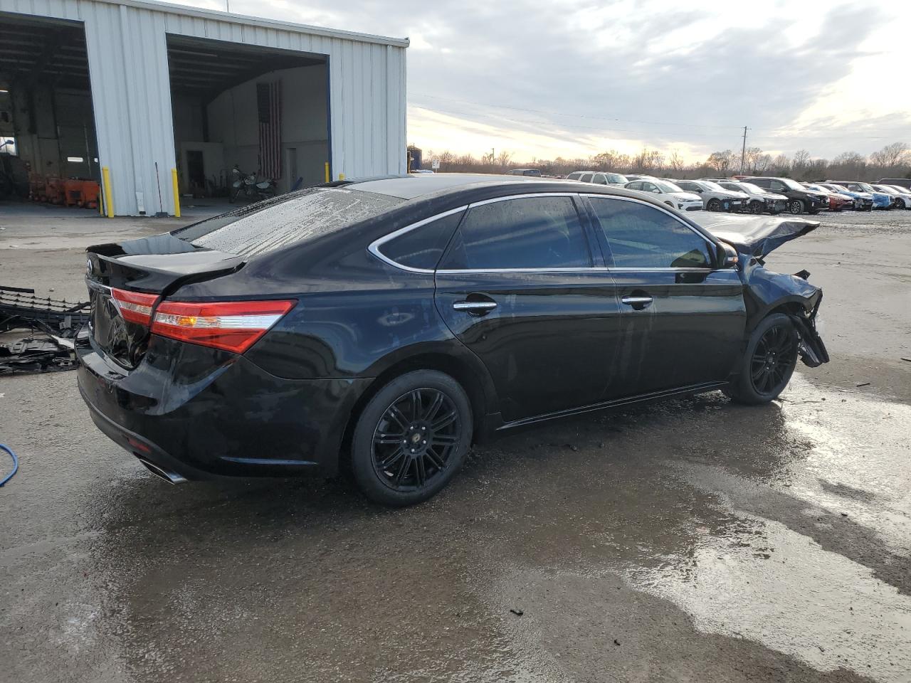 2013 Toyota Avalon - Image 3