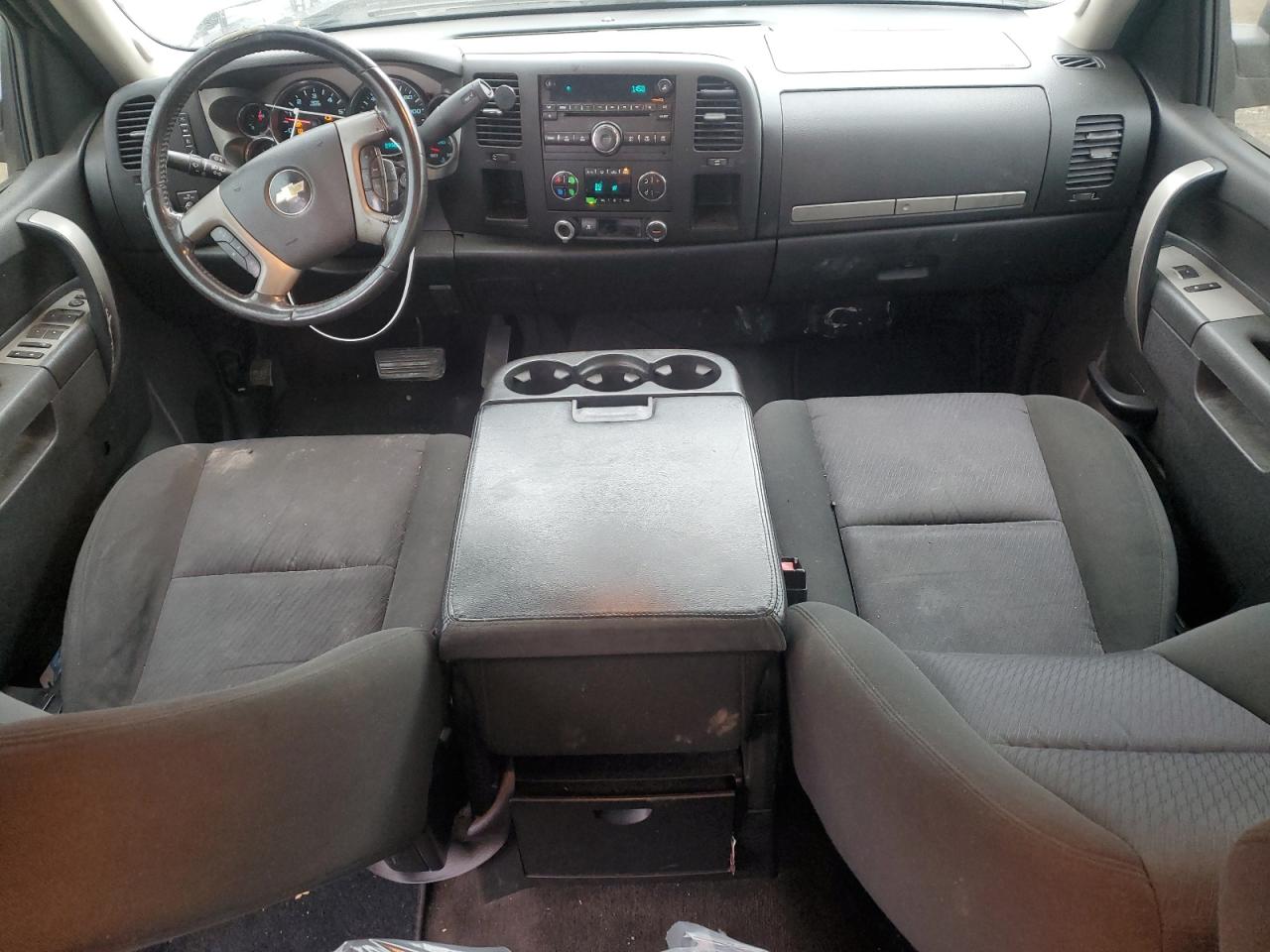 2011 Chevrolet Silverado - Image 8