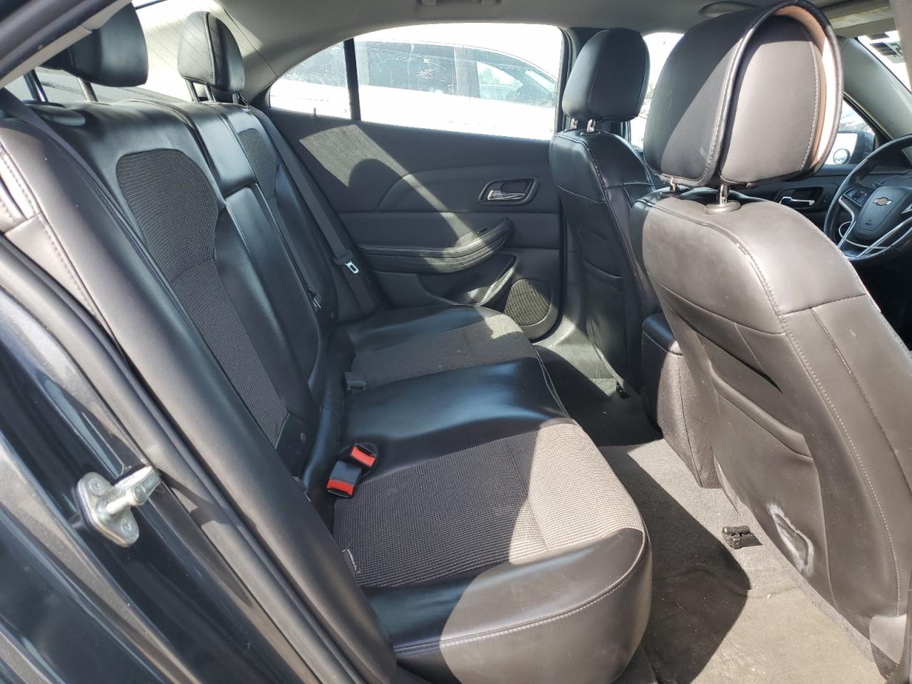 2014 Chevrolet Malibu - Image 10