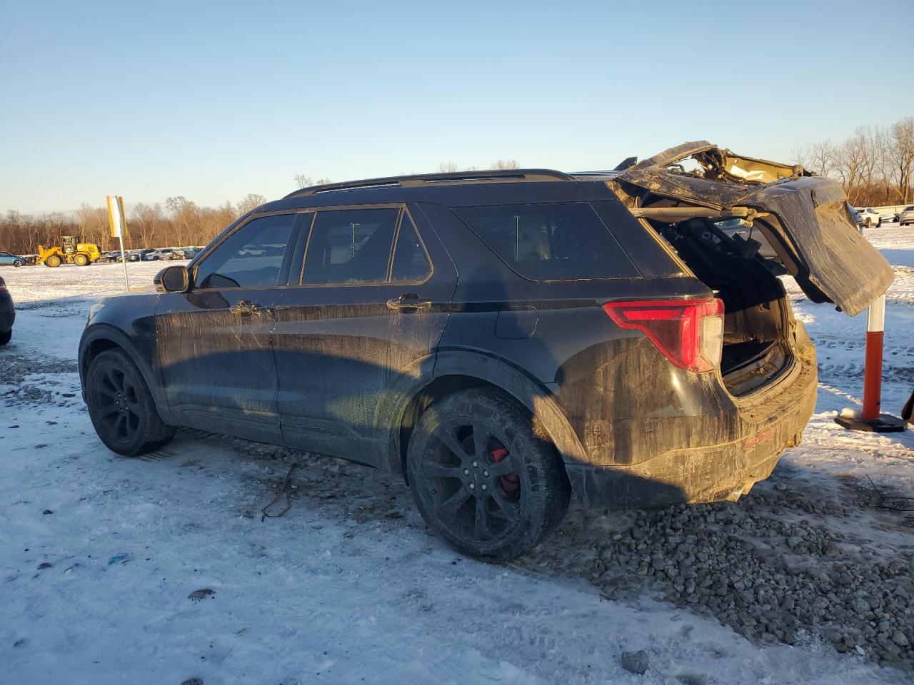 2020 Ford Explorer - Image 2