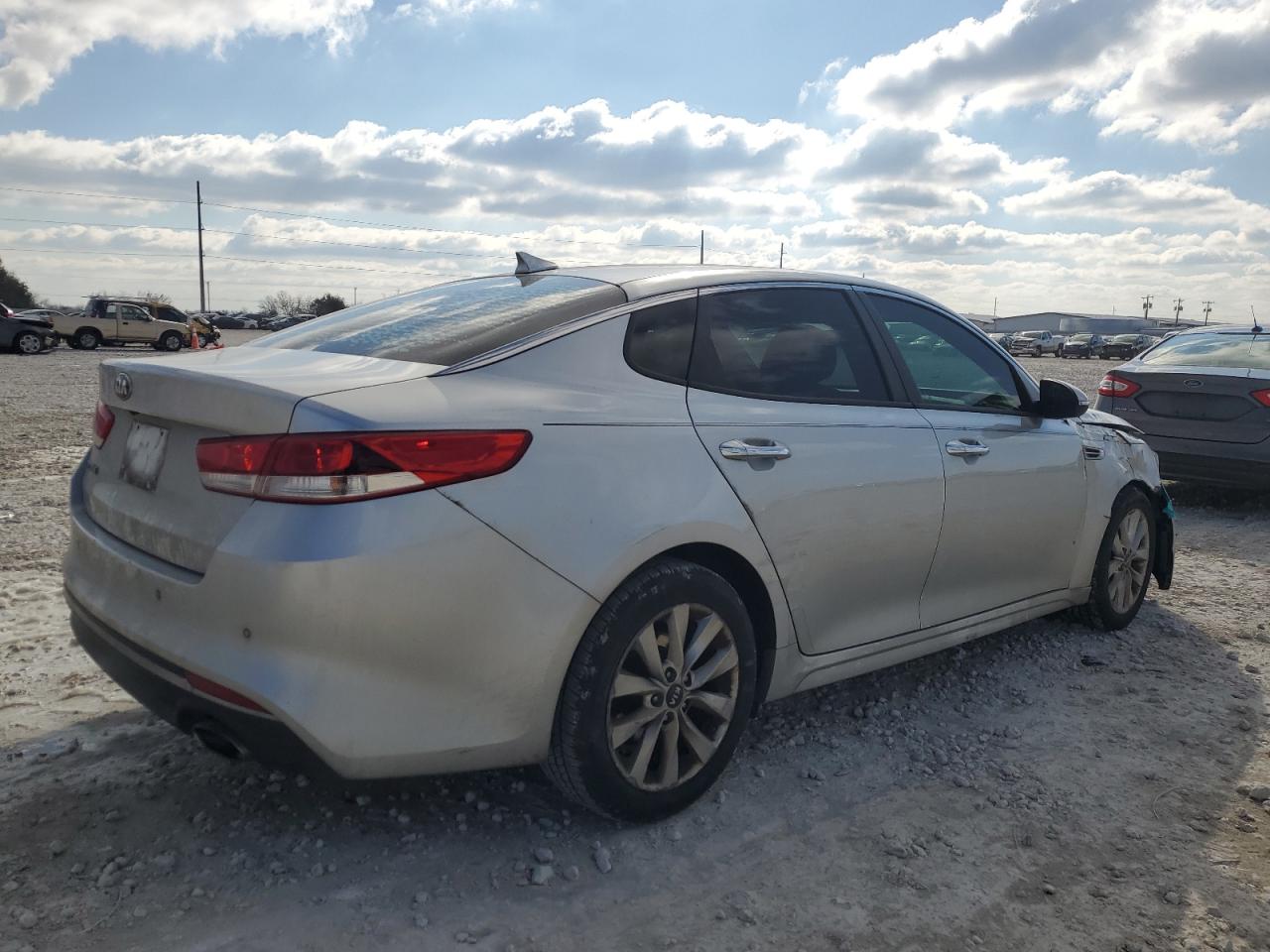 2018 Kia Optima - Image 3