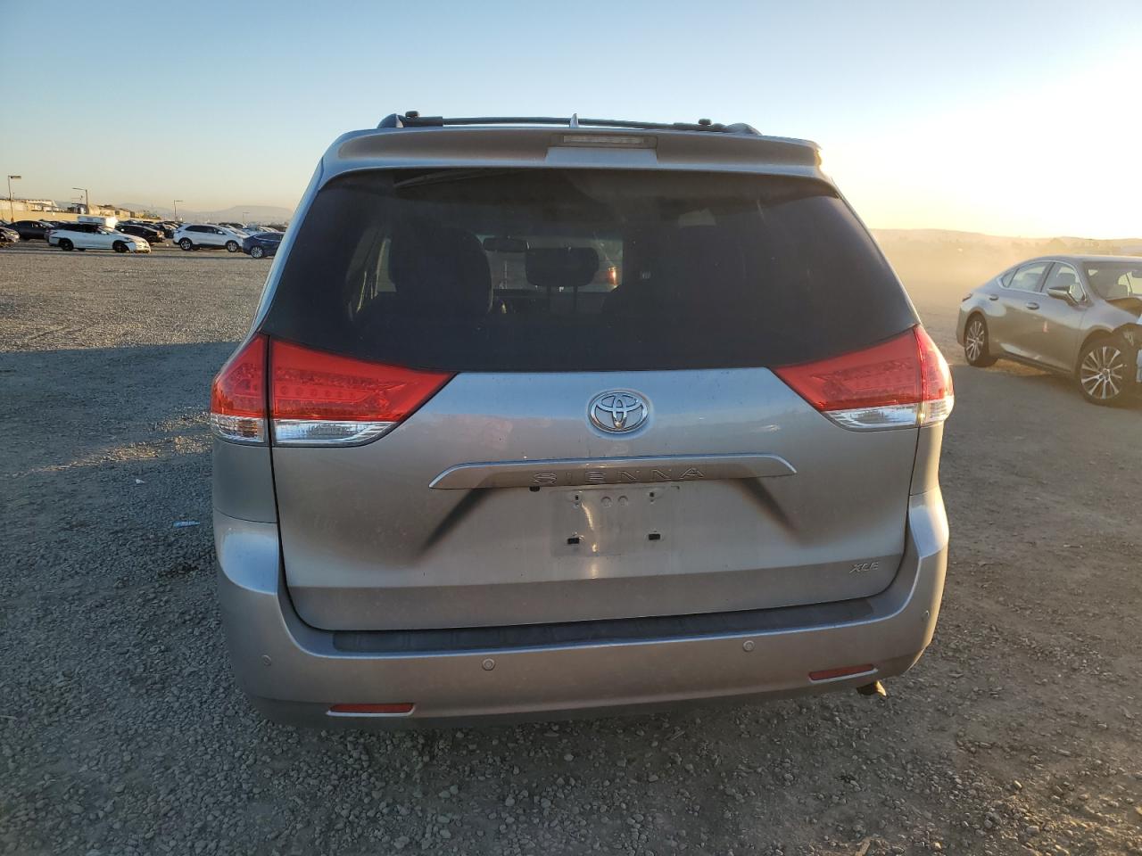 2013 Toyota Sienna - Image 6