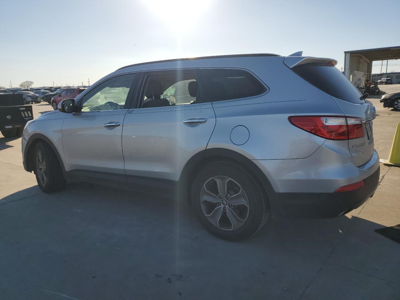 2013 Hyundai Santa Fe - Image 2