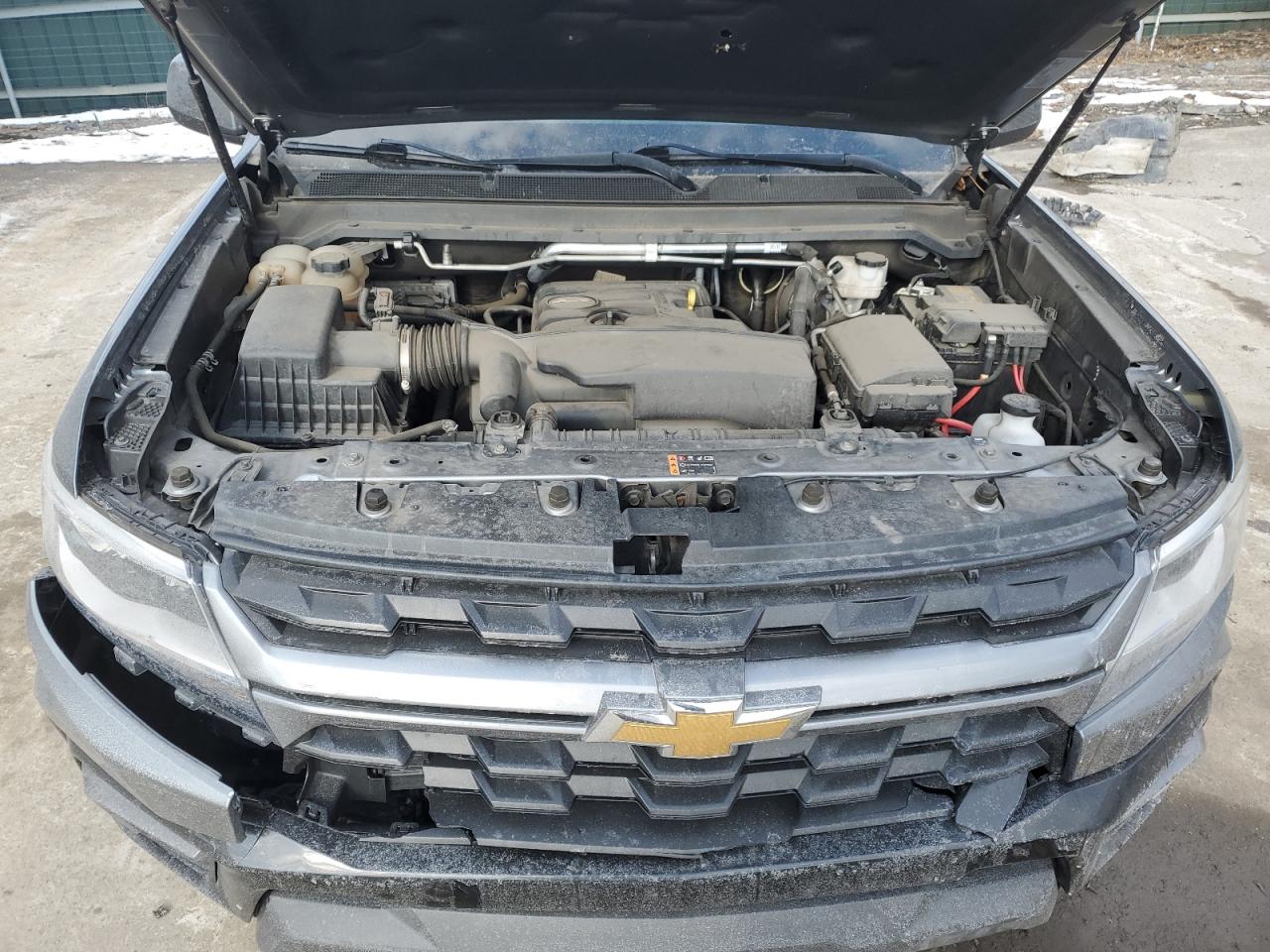 2022 Chevrolet Colorado - Image 11