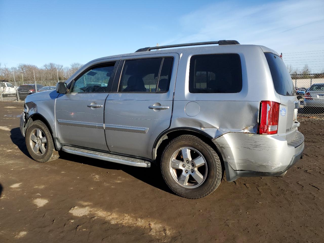 2011 Honda Pilot - Image 2
