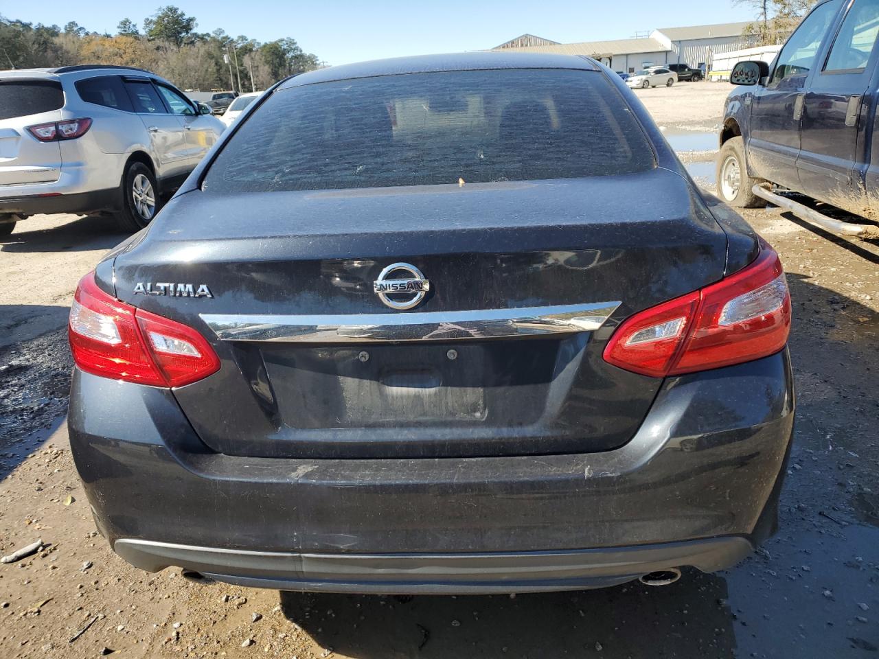 2017 Nissan Altima - Image 6