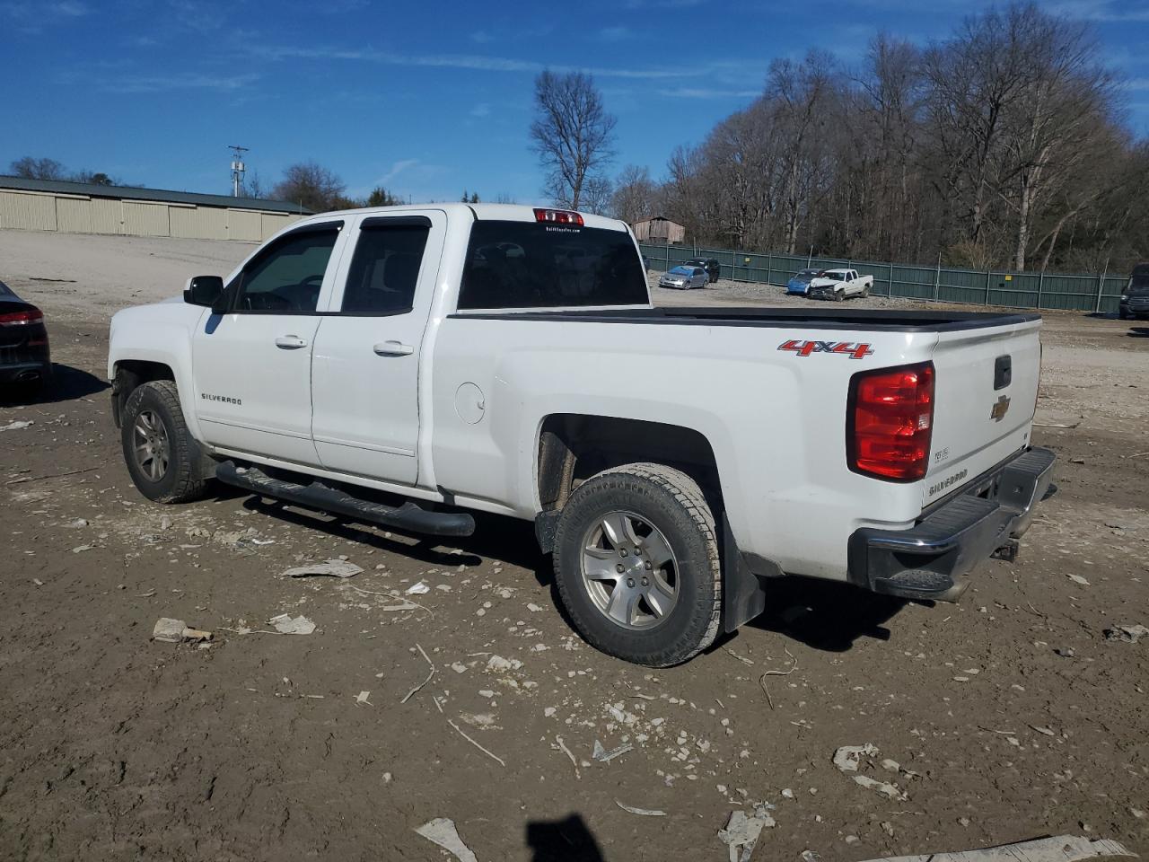 2016 Chevrolet Silverado - Image 2