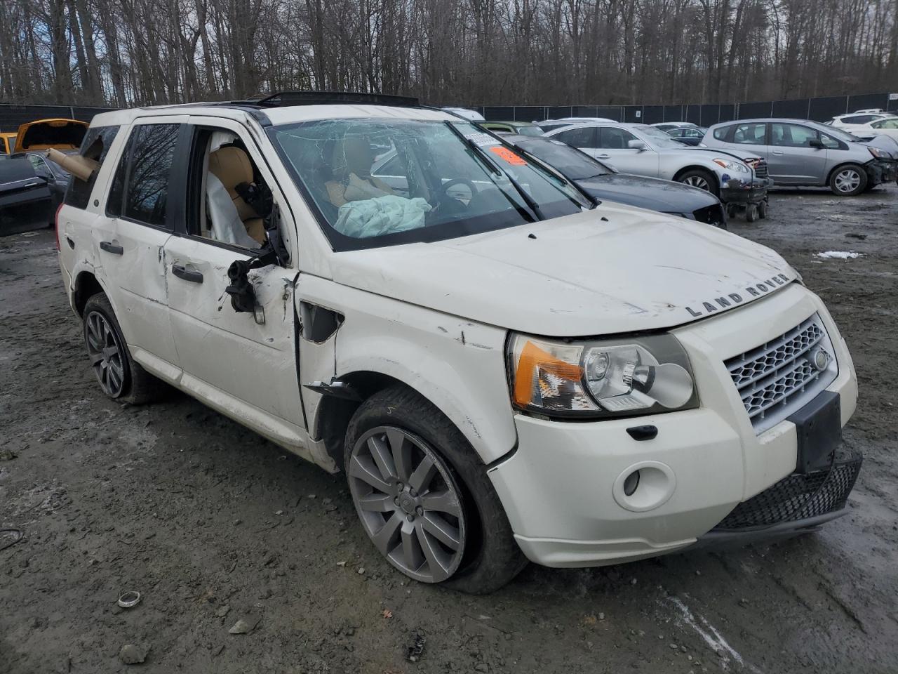 2008 Land Rover LR2 - Image 4
