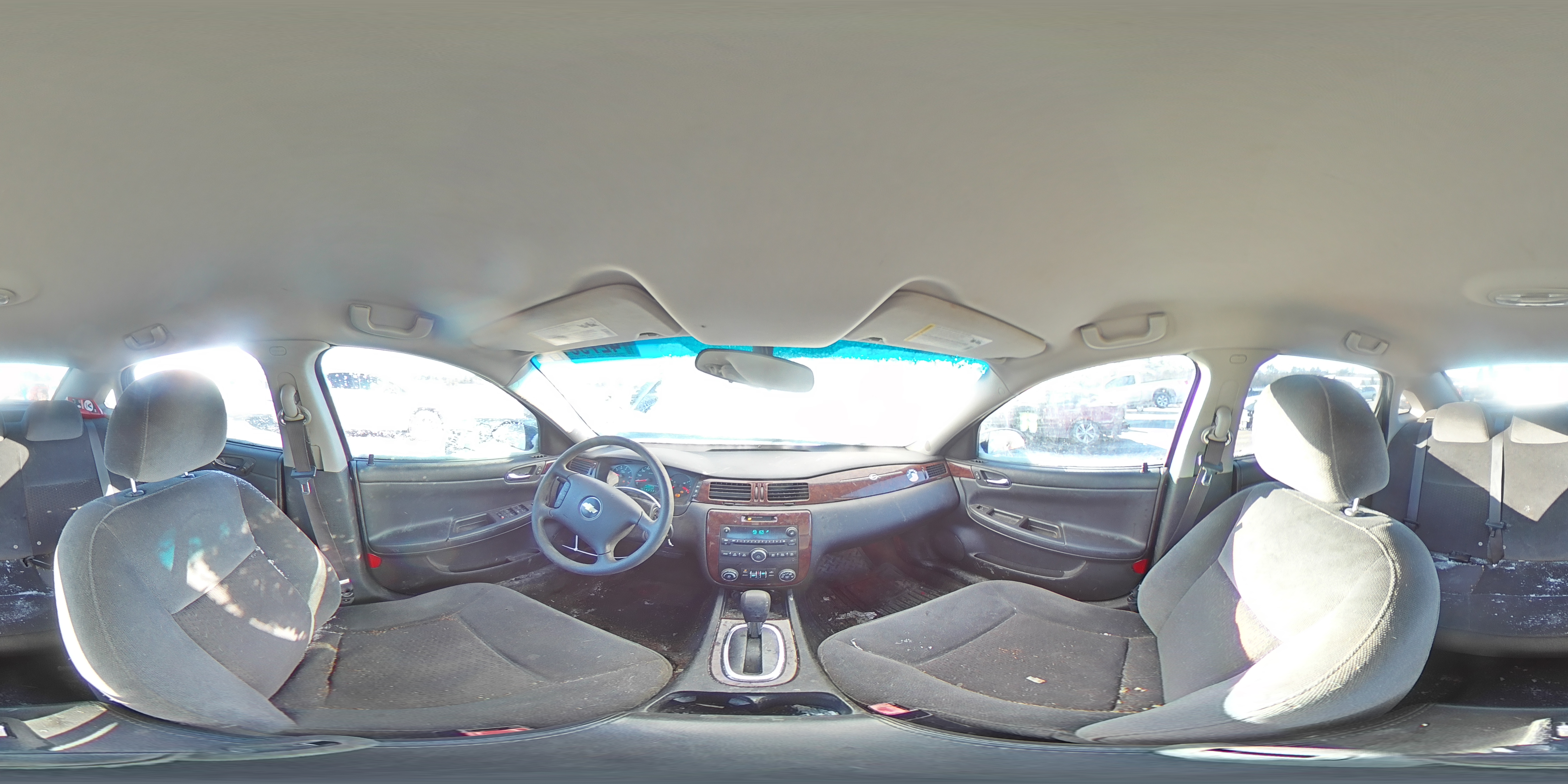 2010 Chevrolet Impala - Image 13