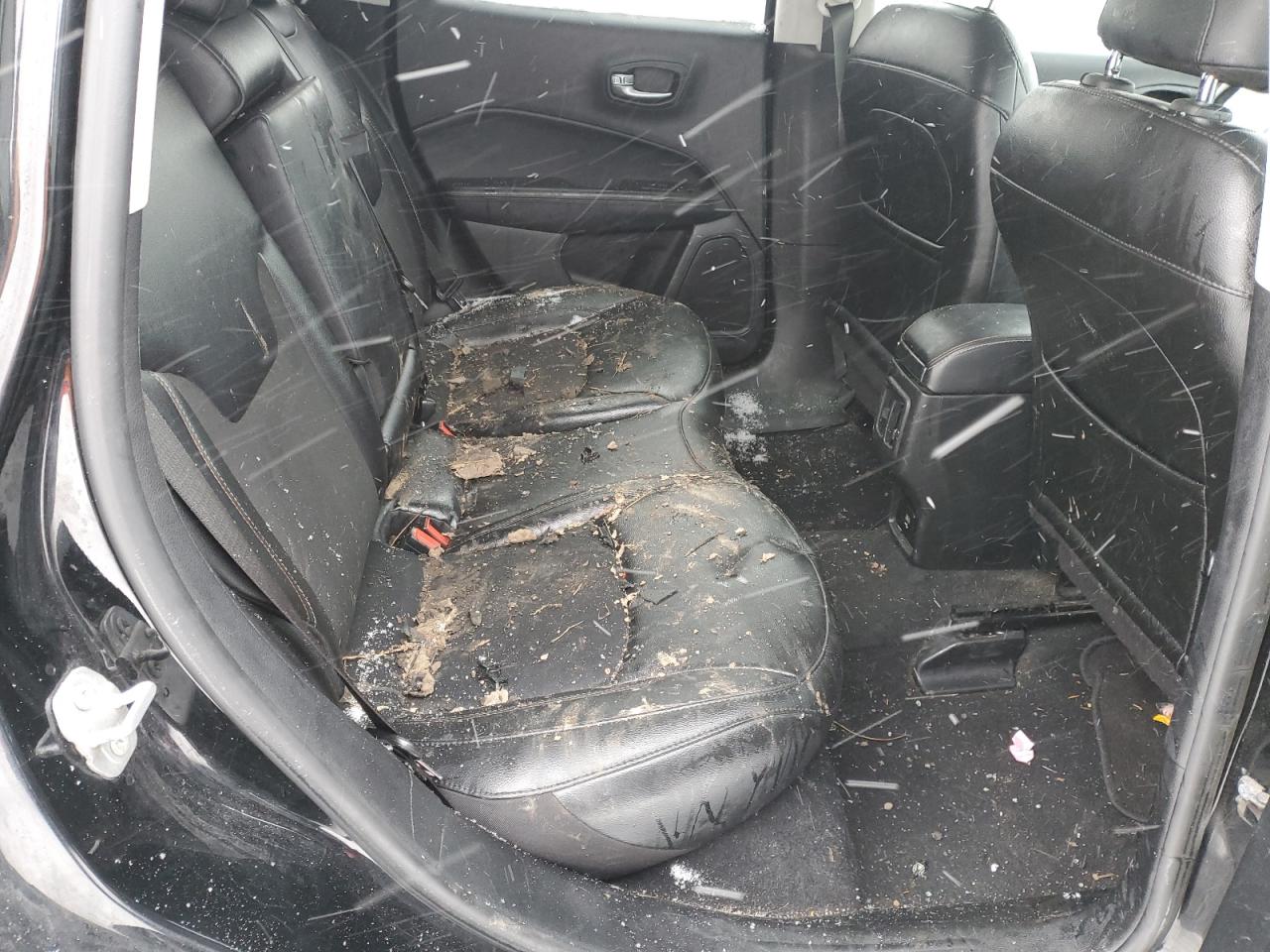 2021 Jeep Compass - Image 12