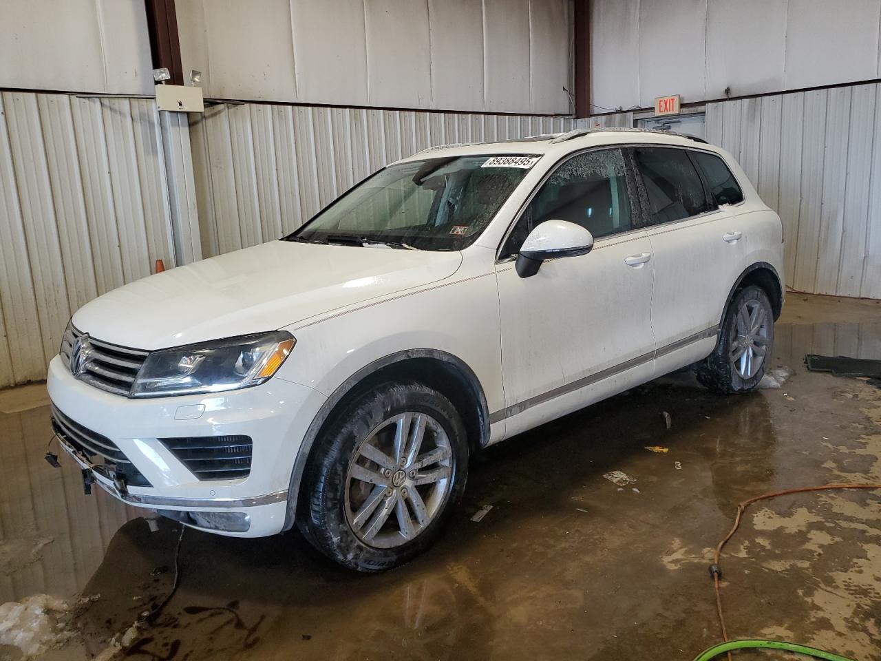 VIN WVGEP9BP2FD007142 2015 VOLKSWAGEN TOUAREG no.1