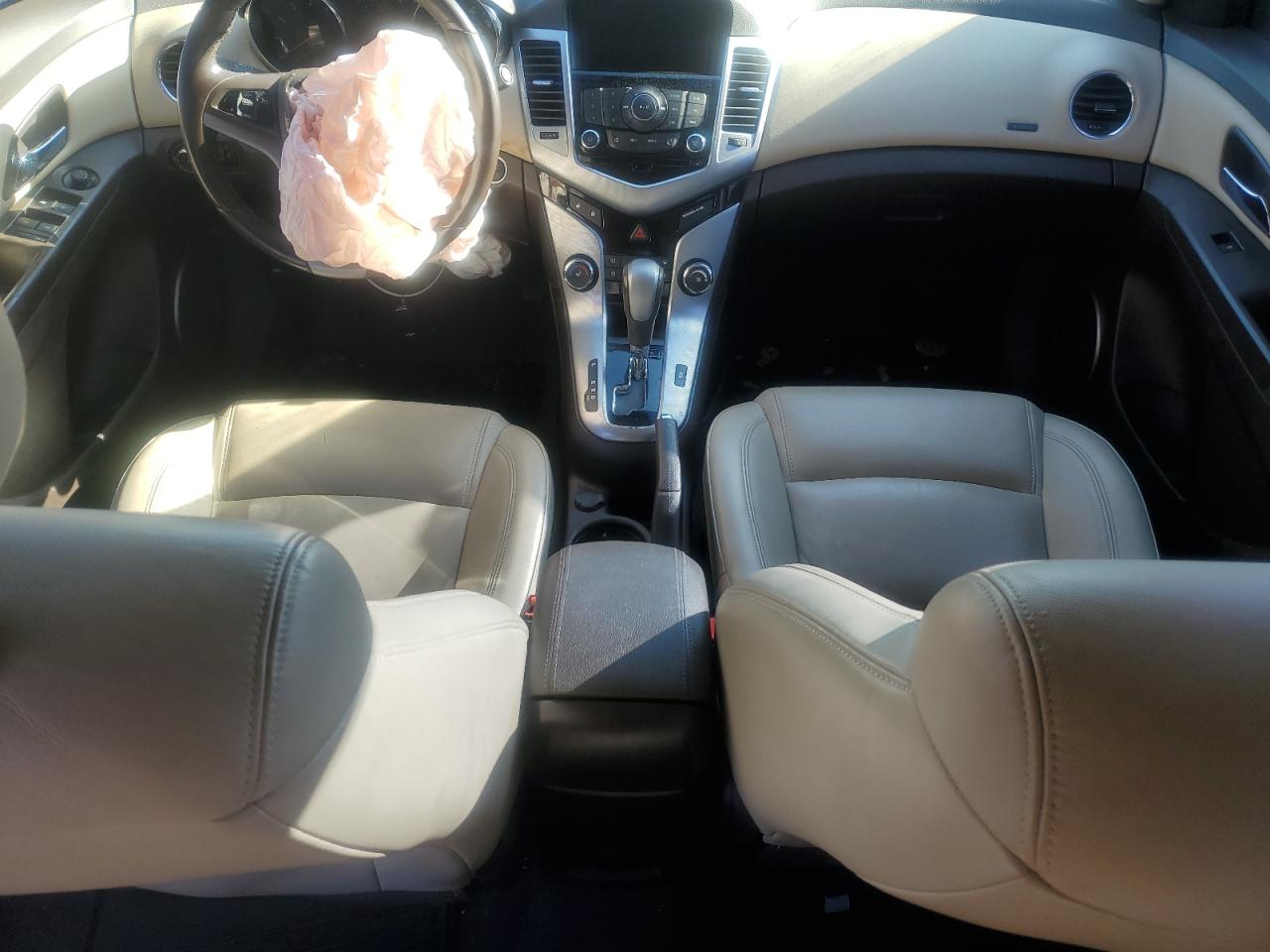 2014 Chevrolet Cruze - Image 8