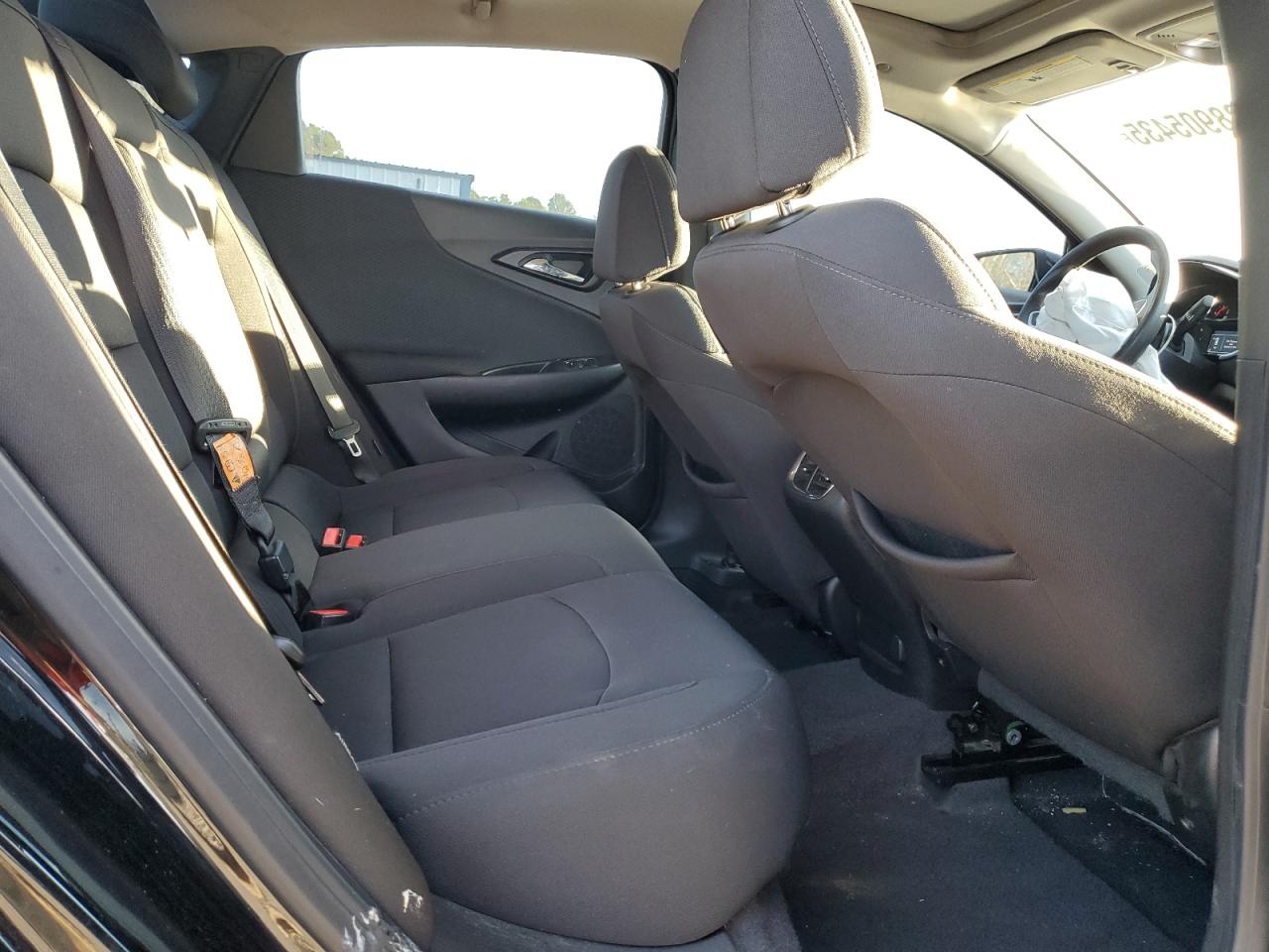 2019 Chevrolet Malibu - Image 10
