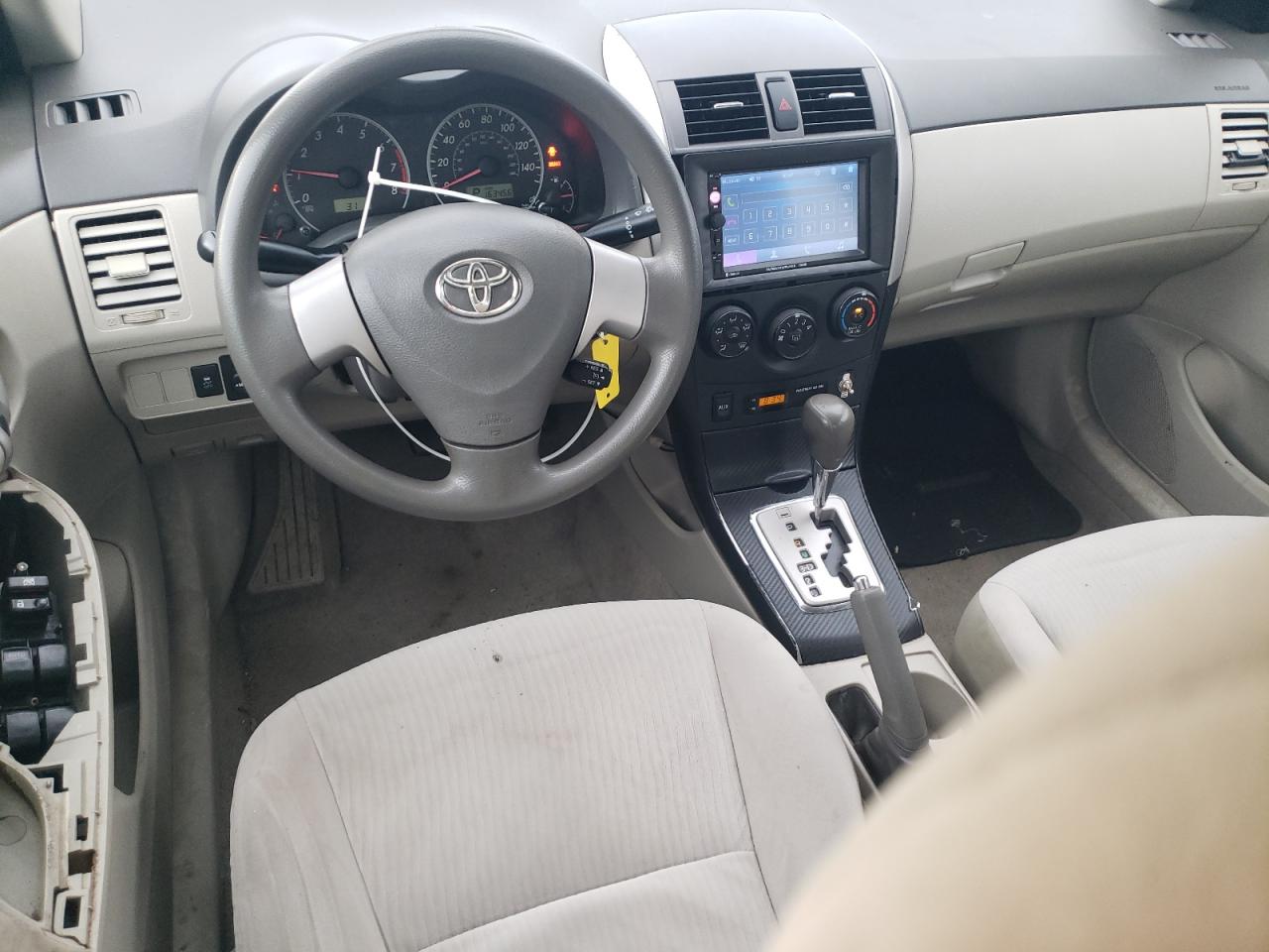 2010 Toyota Corolla - Image 8