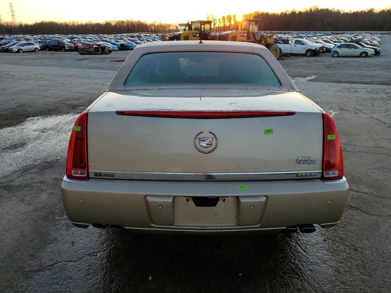 2006 Cadillac DTS - Image 6