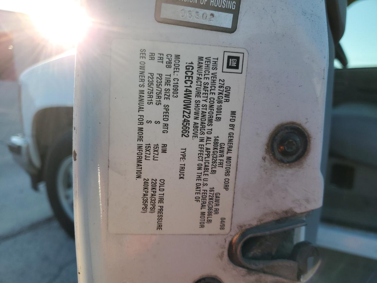 1998 Chevrolet Gmt-400 C1500 VIN: 1GCEC14W0WZ245662 Lot: 87553555