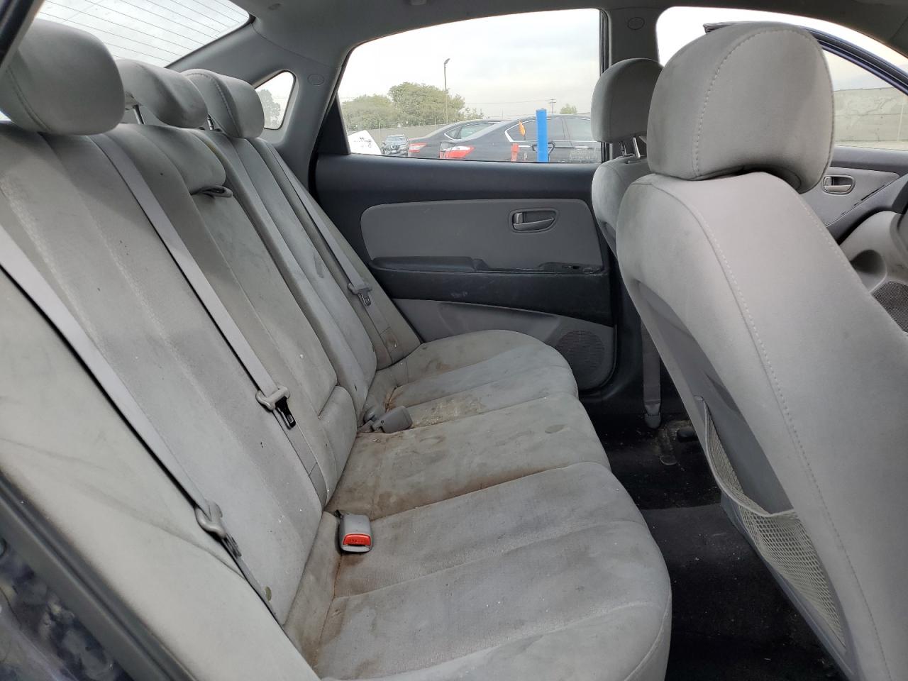 2009 Hyundai Elantra - Image 11