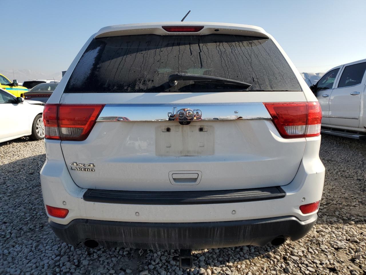2011 Jeep Grand Cherokee - Image 6