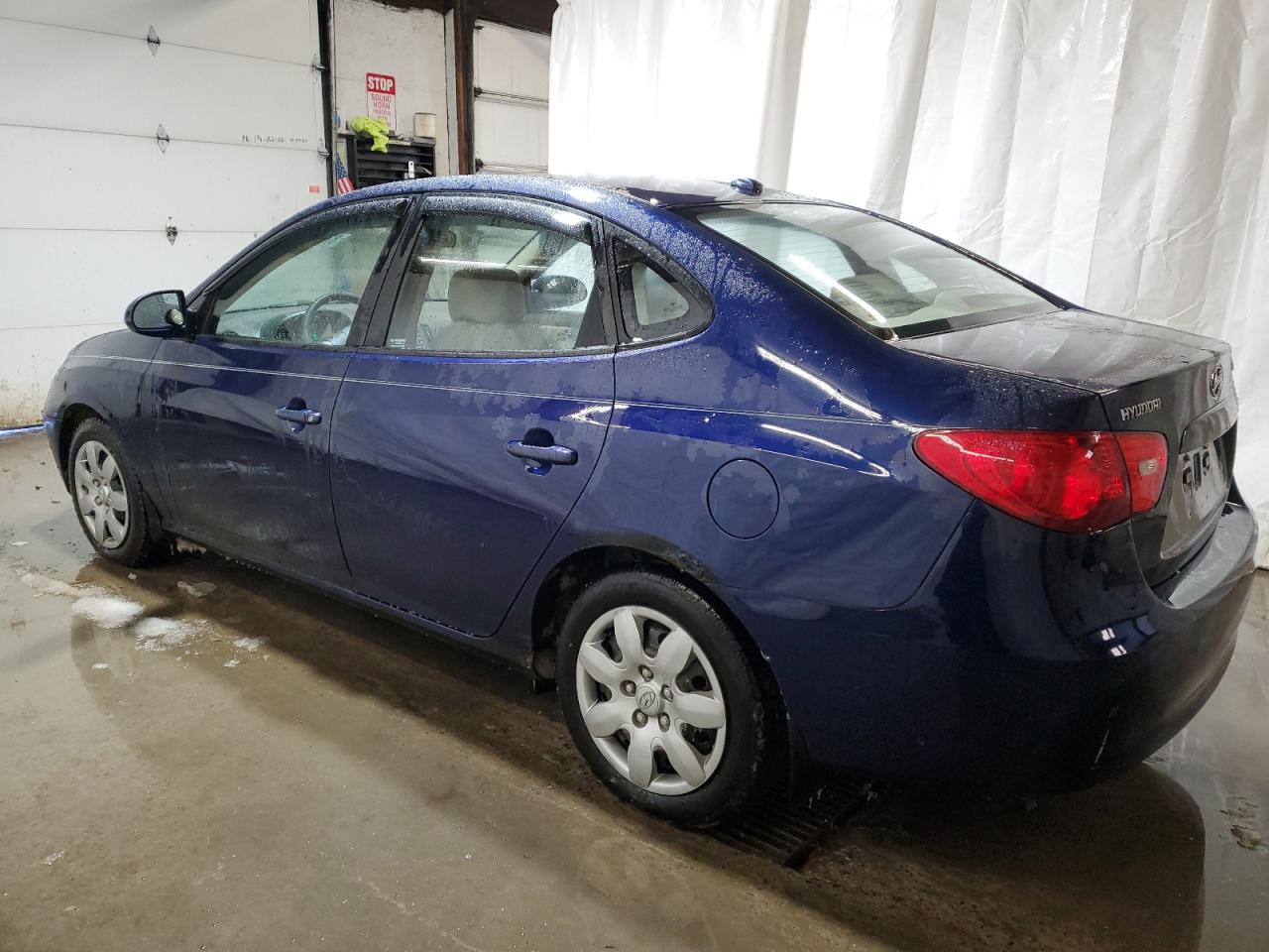 2007 Hyundai Elantra - Image 2