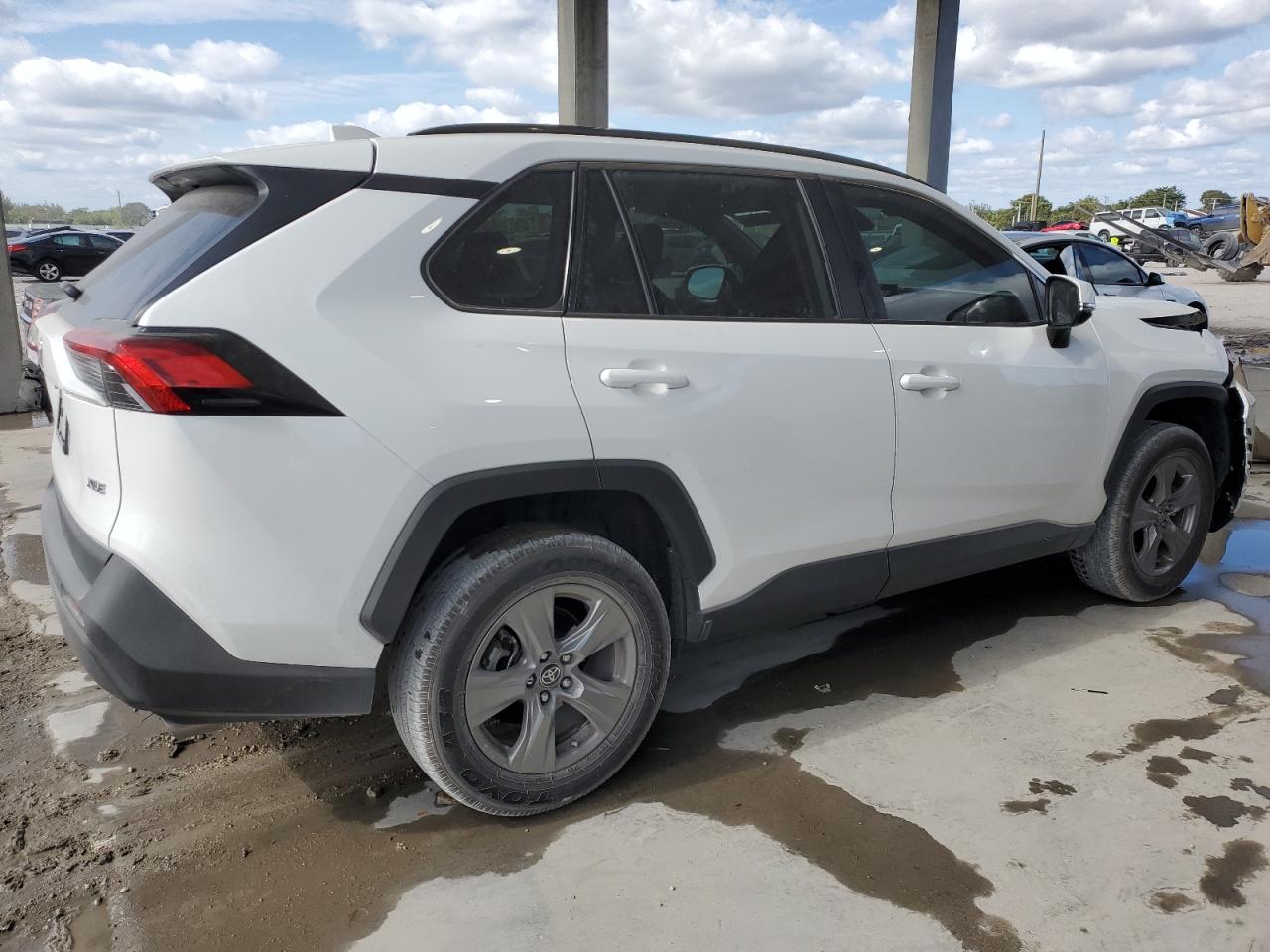 2022 Toyota RAV 4 - Image 3