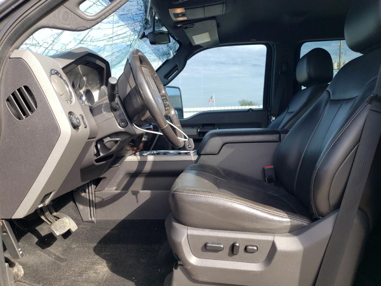 2012 Ford F250 - Image 7