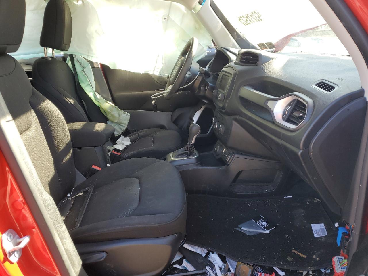 2019 Jeep Renegade - Image 7