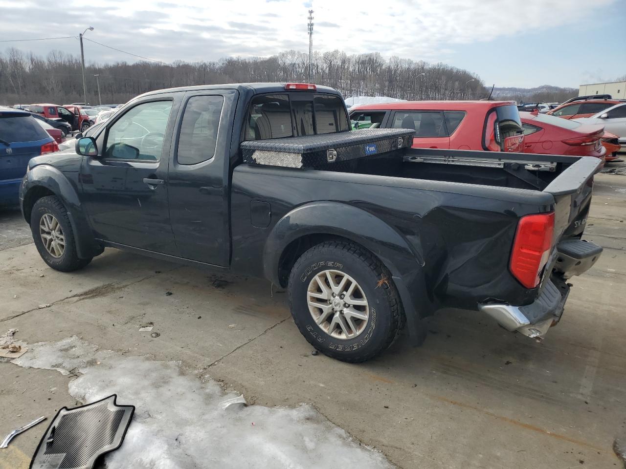 2015 Nissan Navara (Frontier) - Image 2