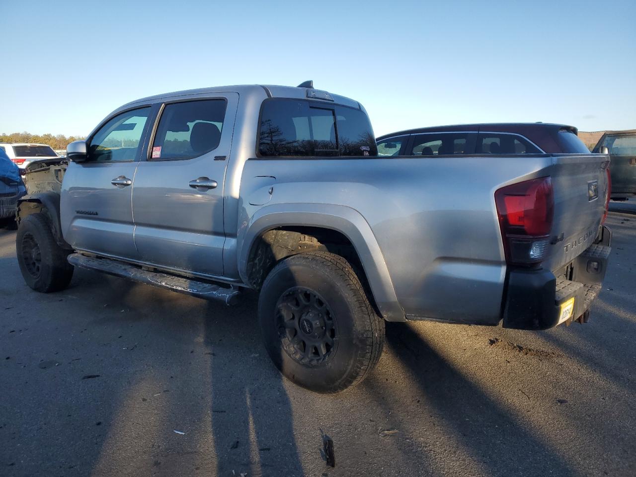 2018 Toyota Tacoma - Image 2