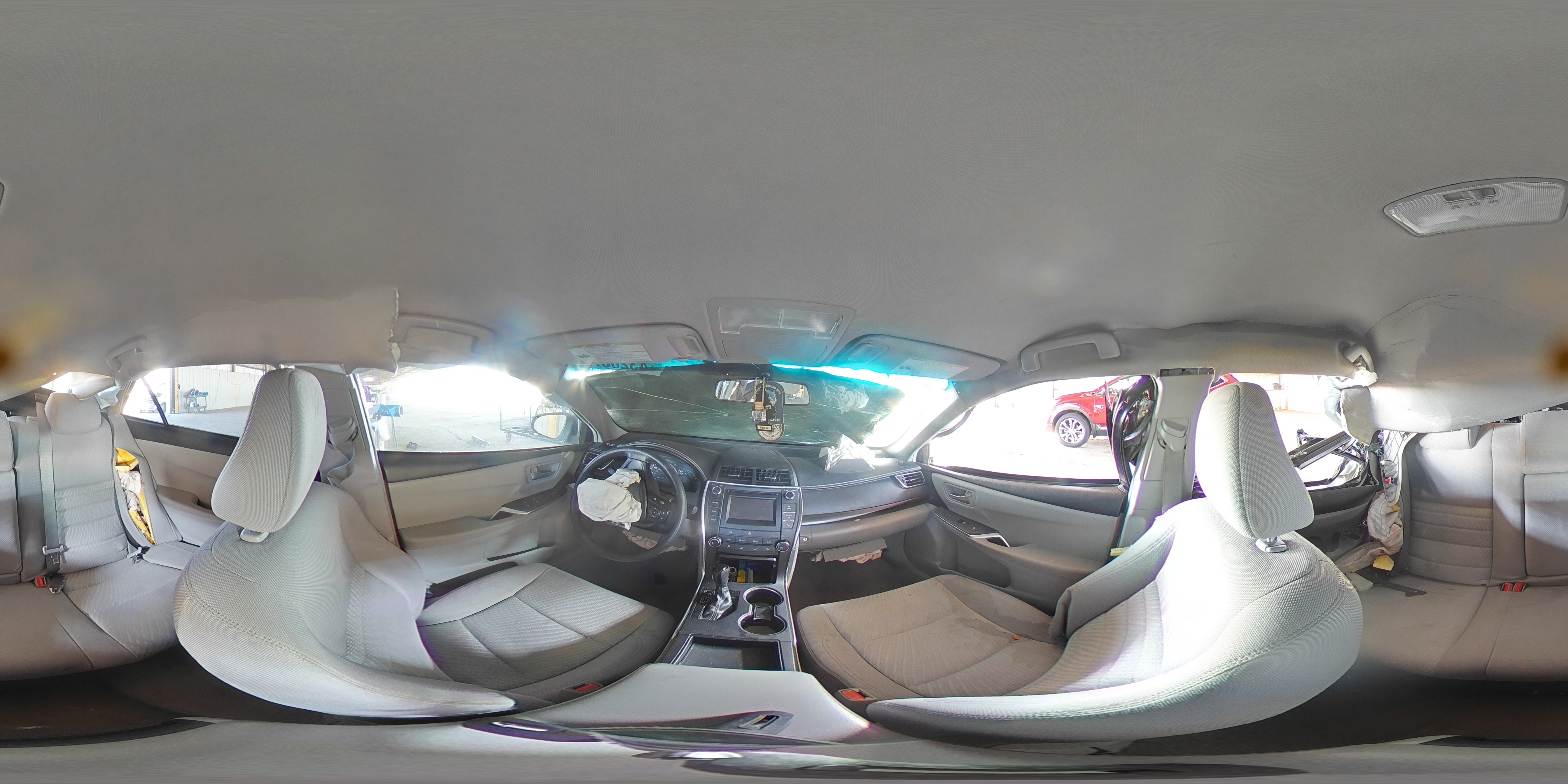 2015 Toyota Camry - Image 12