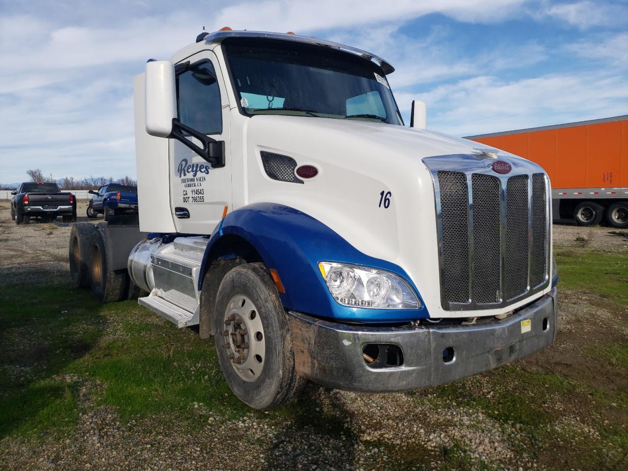 2016 Peterbilt 579  en Venta en Anderson, CA - Minor Dent/Scratches