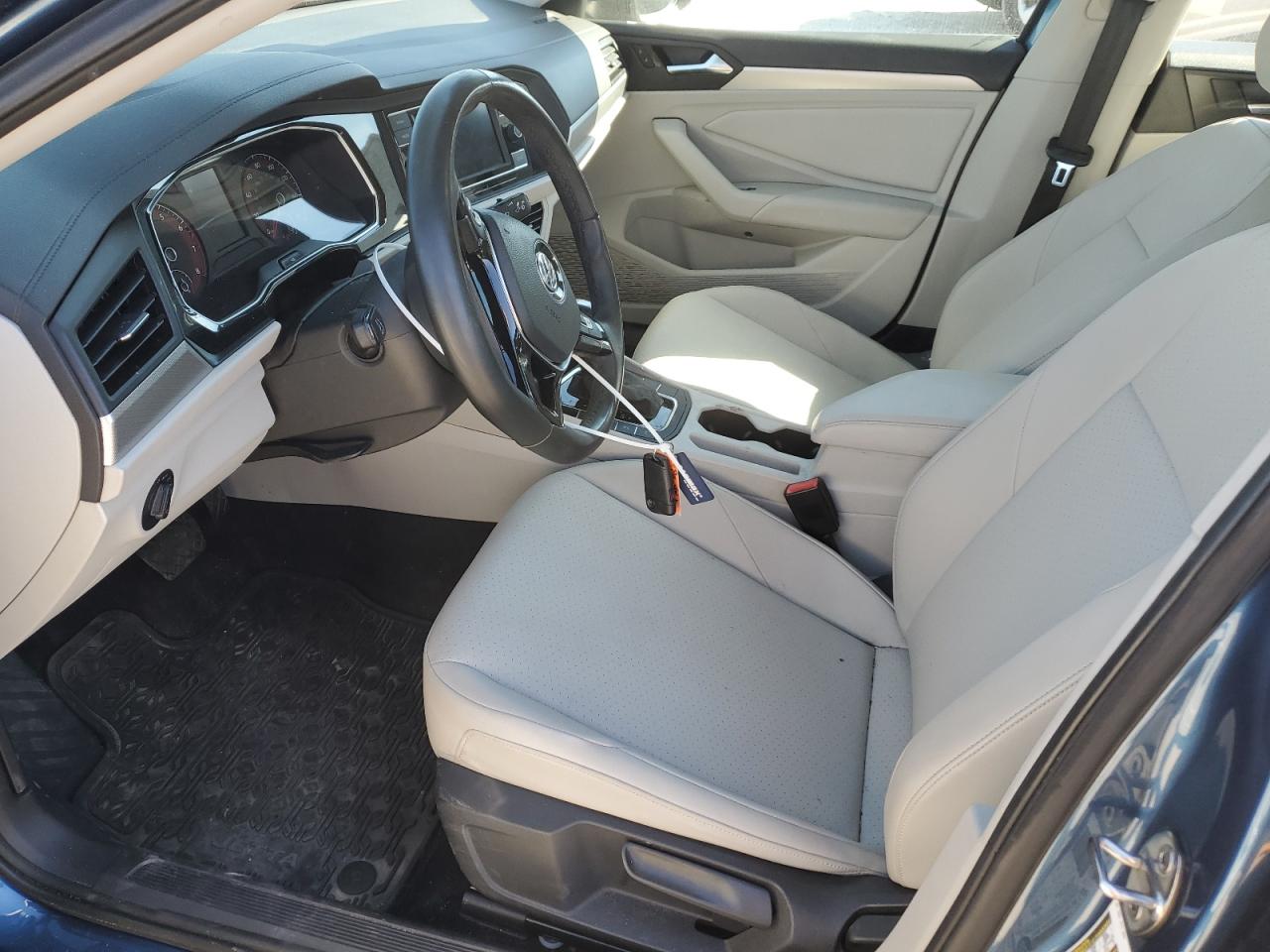 2019 Volkswagen Jetta - Image 7