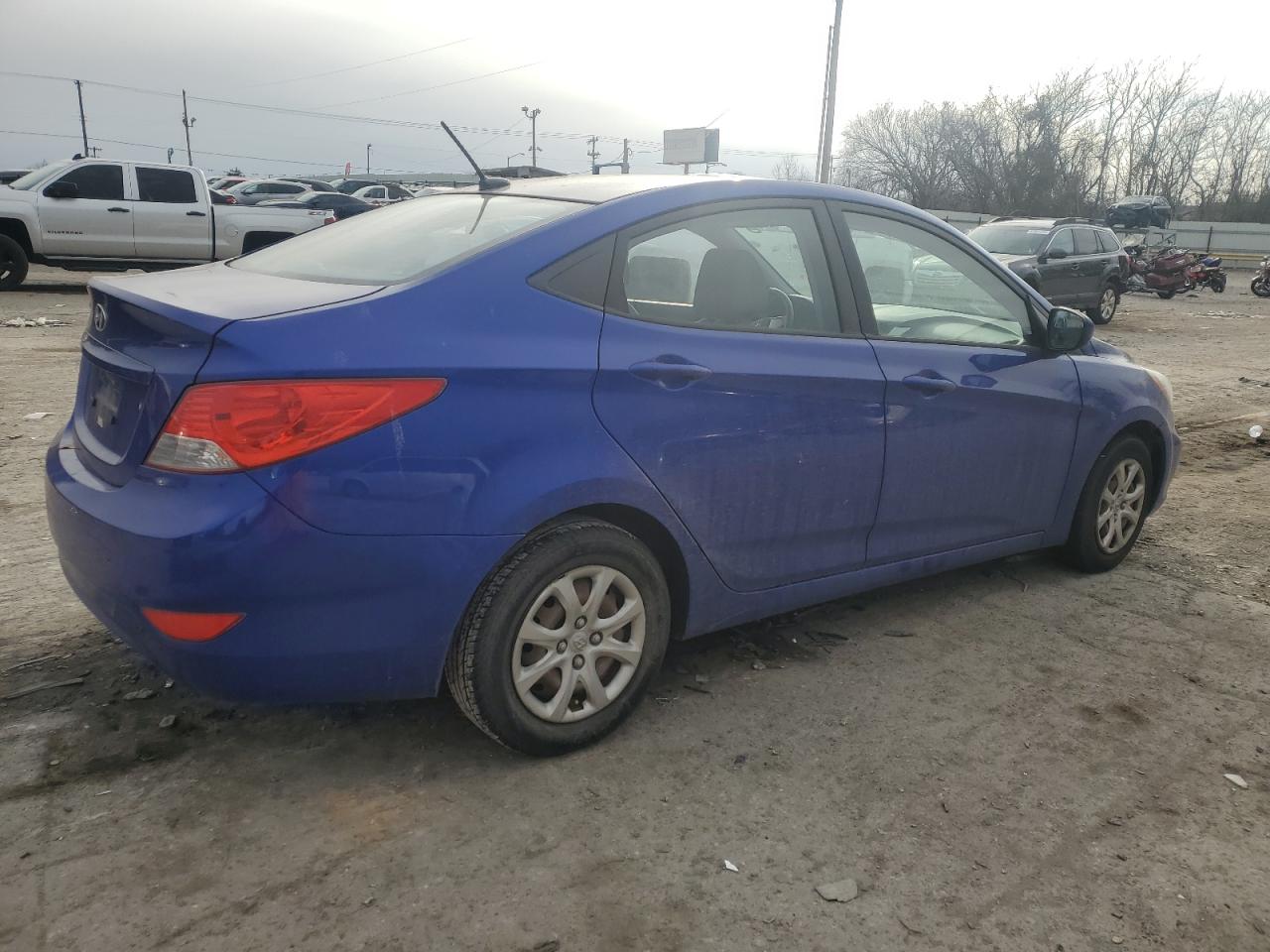 2013 Hyundai Accent - Image 3