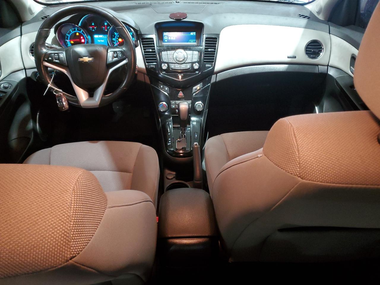 2013 Chevrolet Cruze - Image 8