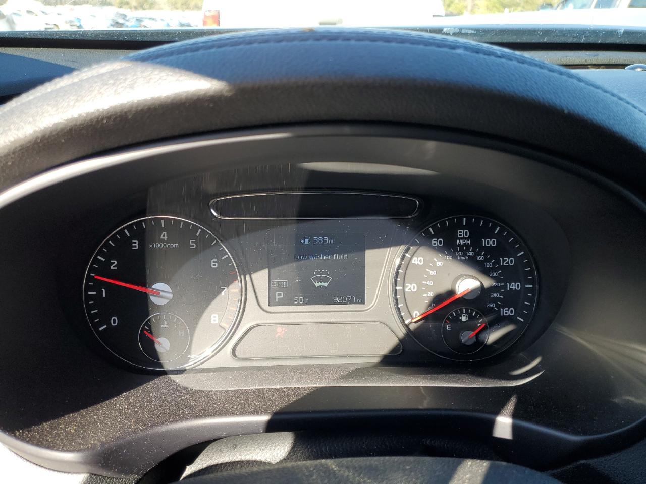 2020 Kia Sorento - Image 9