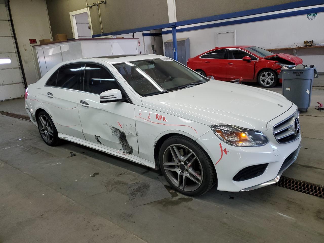 2015 Mercedes-Benz E-klasse - Image 4