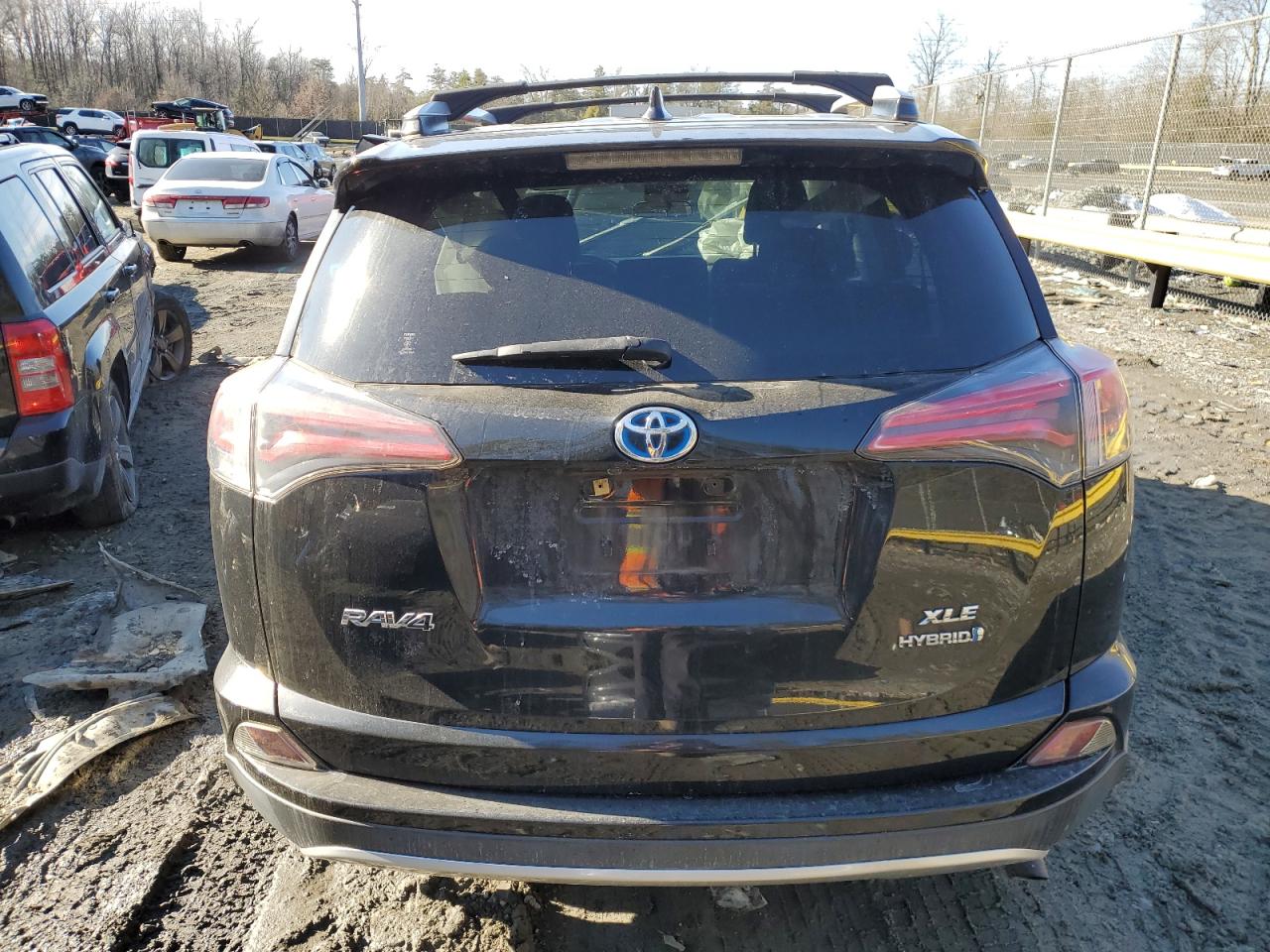2016 Toyota RAV 4 - Image 6