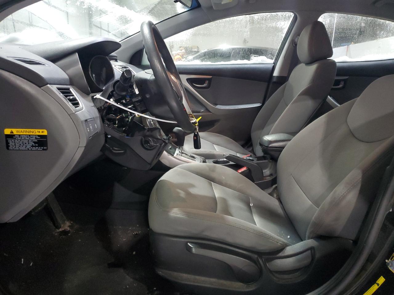 2012 Hyundai Elantra - Image 7